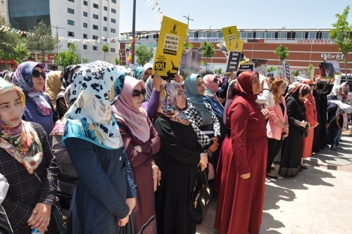 Batman’da Mursi’ye idam protestosu