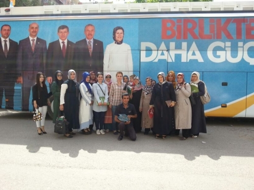 Ak Partili kadınlar her yerde