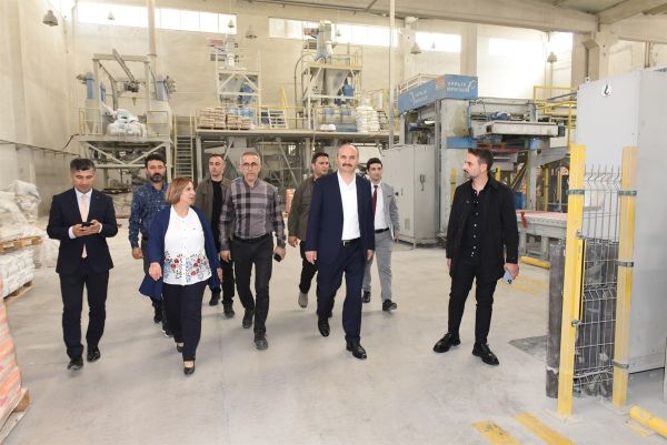 Vali Canalp’ten organizeye çıkarma