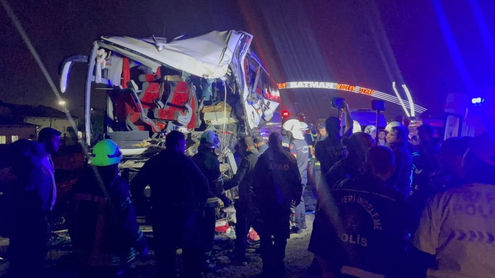 FECİ KAZADA ÖLÜ SAYISI ARTTI