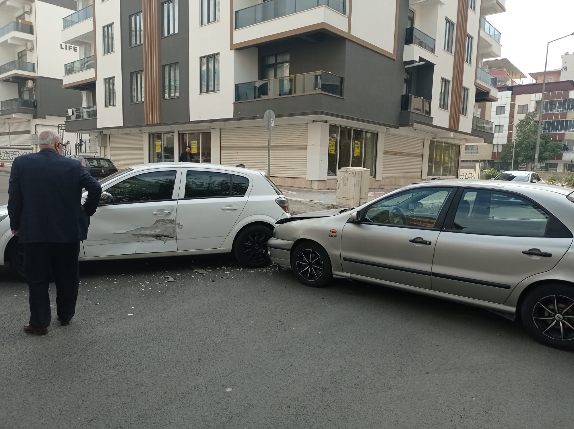 Kültür’de maddi hasarlı kaza