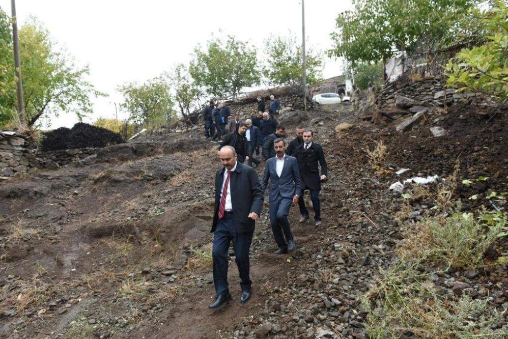 2 Günde 50 köyü dolaştı