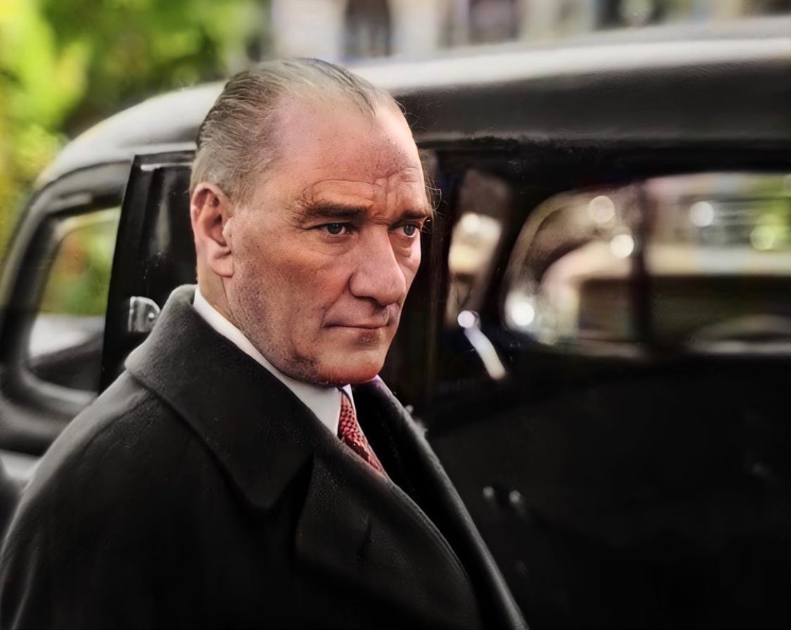 Atatürk törenlerle anılıyor