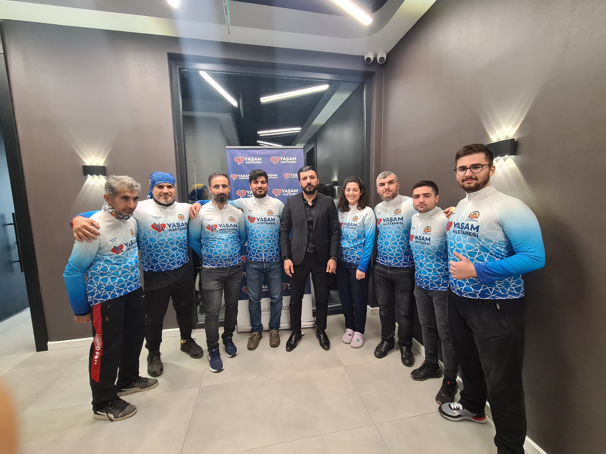 Bisiklet topluluğuna sponsor oldular