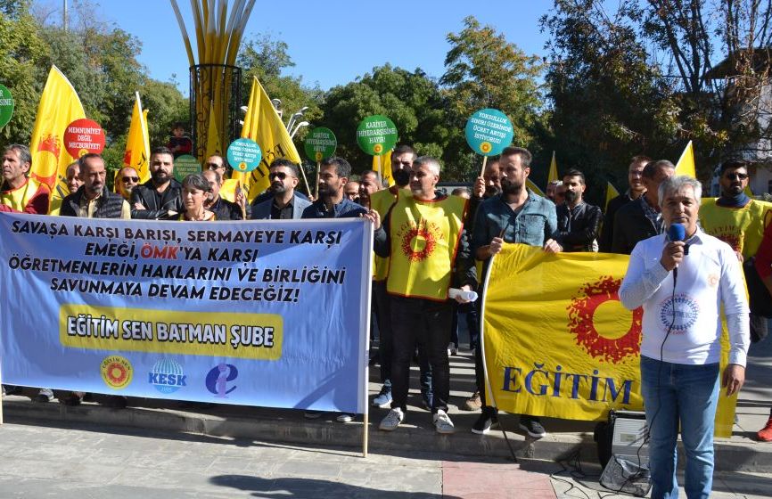 “Eğitimciler okullarında mutsuz”