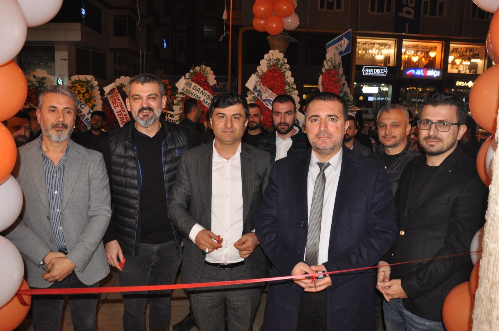 Kangoo Coffee hizmete açıldı