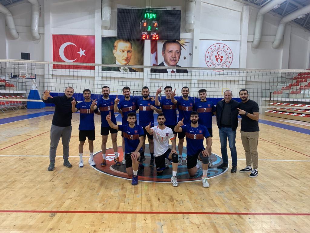 Ligin ilkyarısını lider bitirdiler