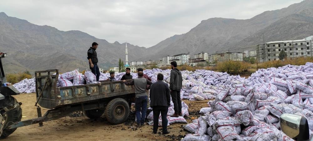 Sason’da 800 aileye kömür yardımı  