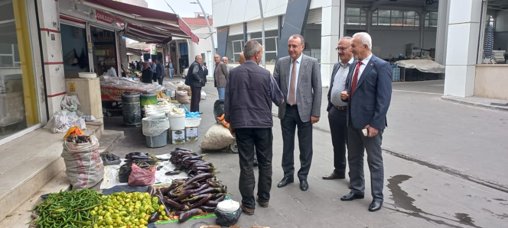 Yaşar’dan Alo Tevşo esnafına ziyaret