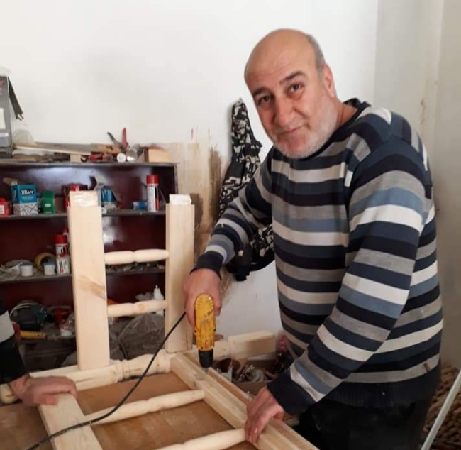 Ahşaba sanat katıyor