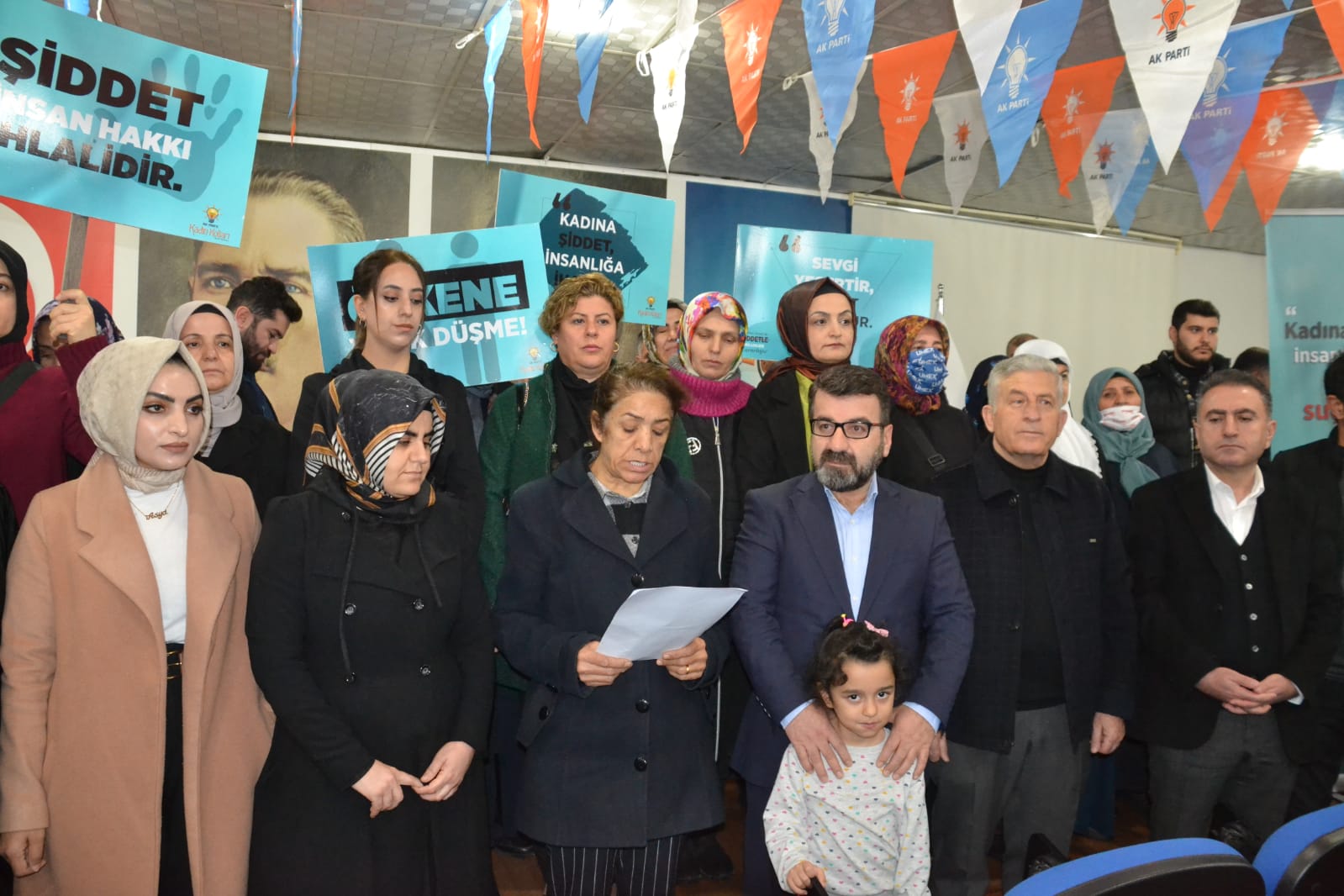 “Kadına şiddet, insanlığa ihanettir”