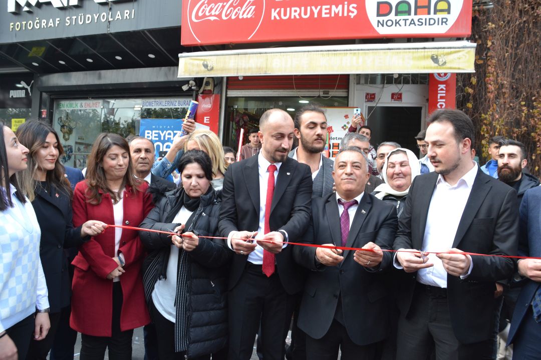 BATMAN’DA KILIÇDAROĞLU GÖNÜLLÜLERİ İL KOORDİNATÖRLÜĞÜ AÇILDI