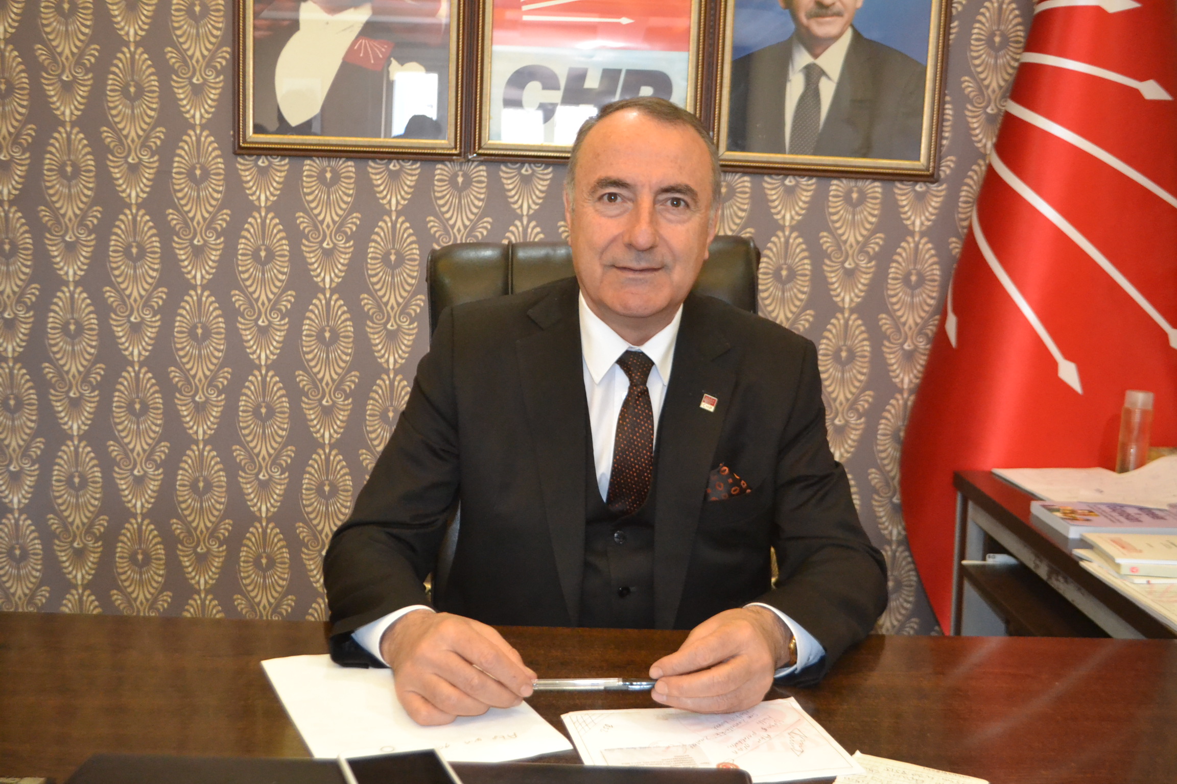 “İmamoğlu’na verilen ceza siyasidir”