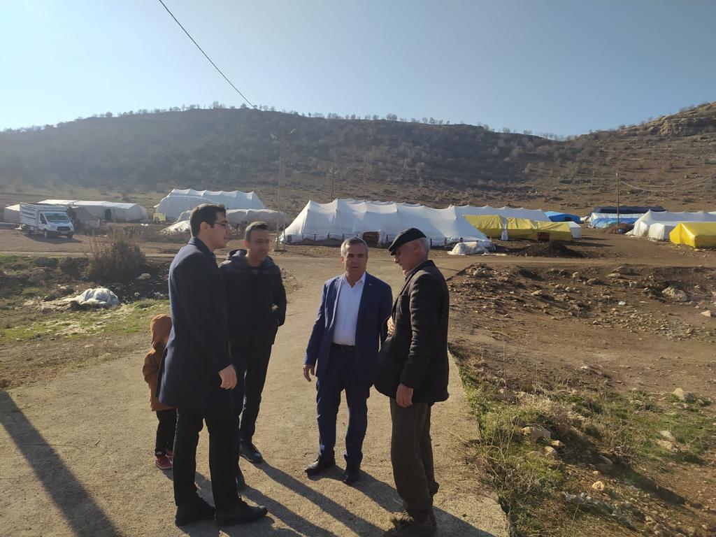 Kaymakam Öztaş’tan göçer ailelere ziyaret