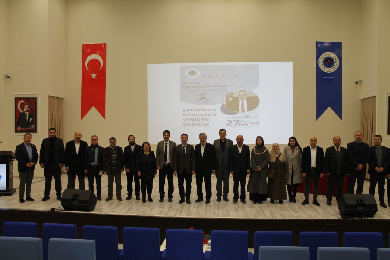 “Mevlana, Osmanlı’ya da bir vizyon çizdi”