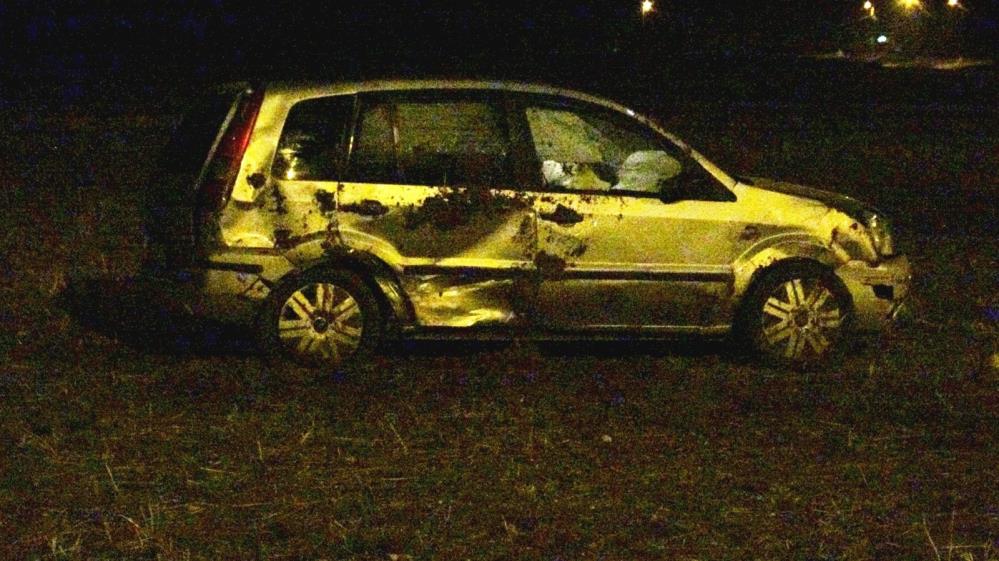 Otomobil tarlaya uçtu: 1 yaralı