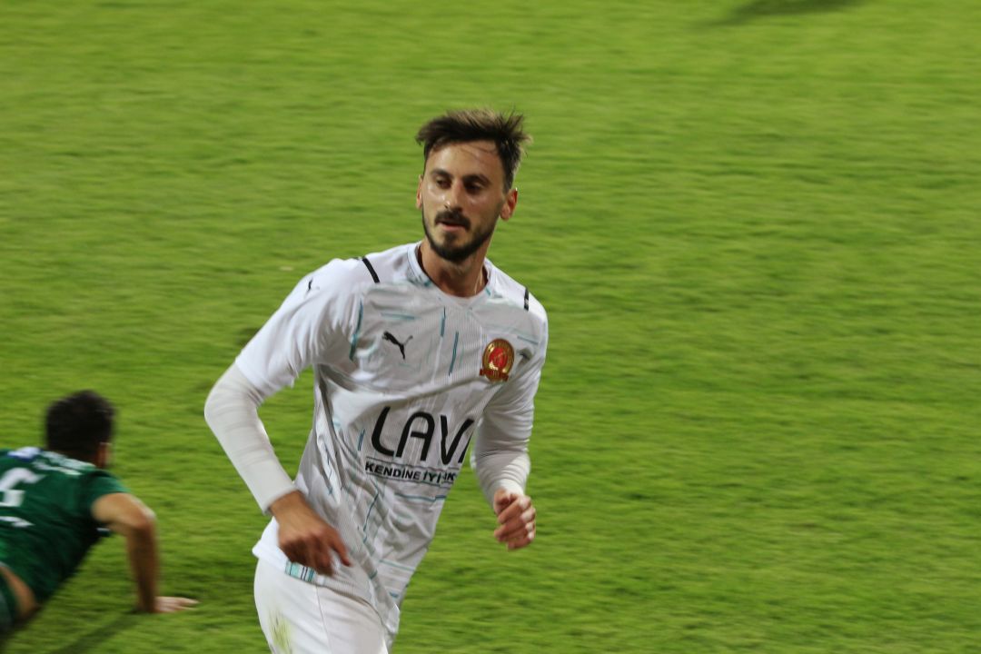 Petrol’de yaprak dökümü