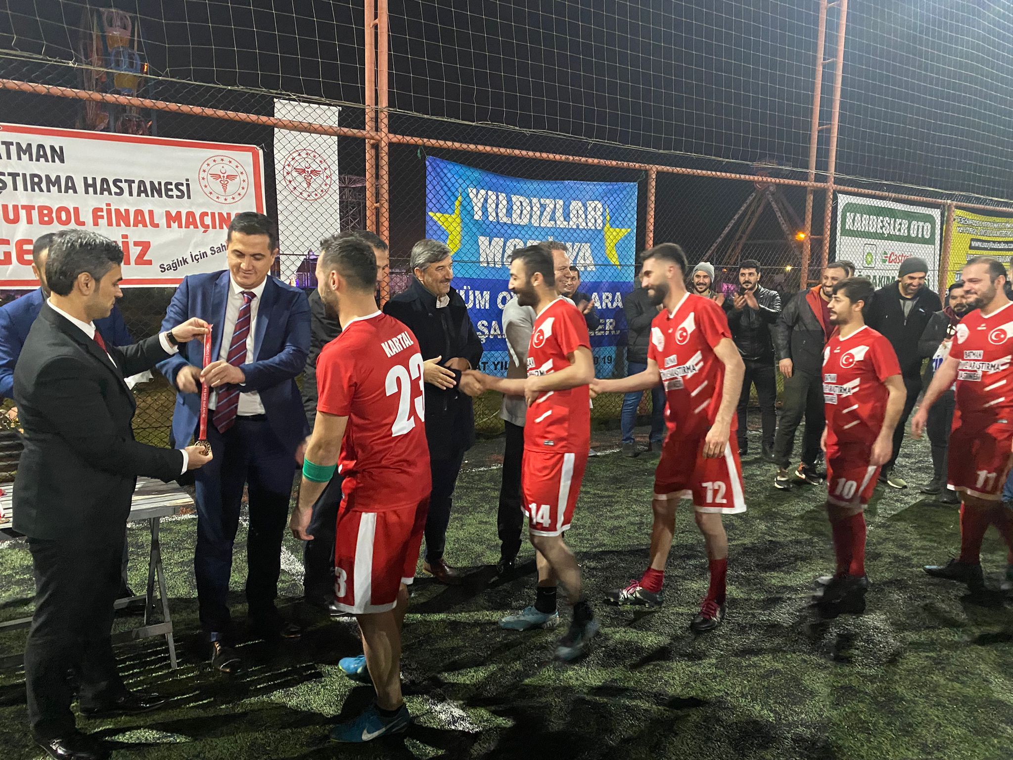 TURNUVANIN ŞAMPİYONU AMELİYATHANE!