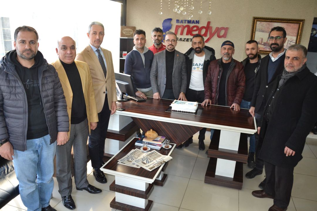 21. Yayın yılını sade etkinlikle kutladılar