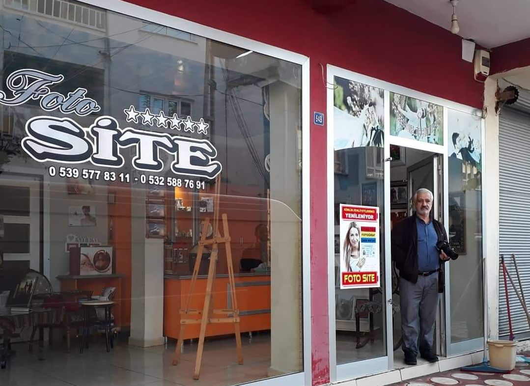 53 YILDIR FOTOĞRAF ÇEKİYOR