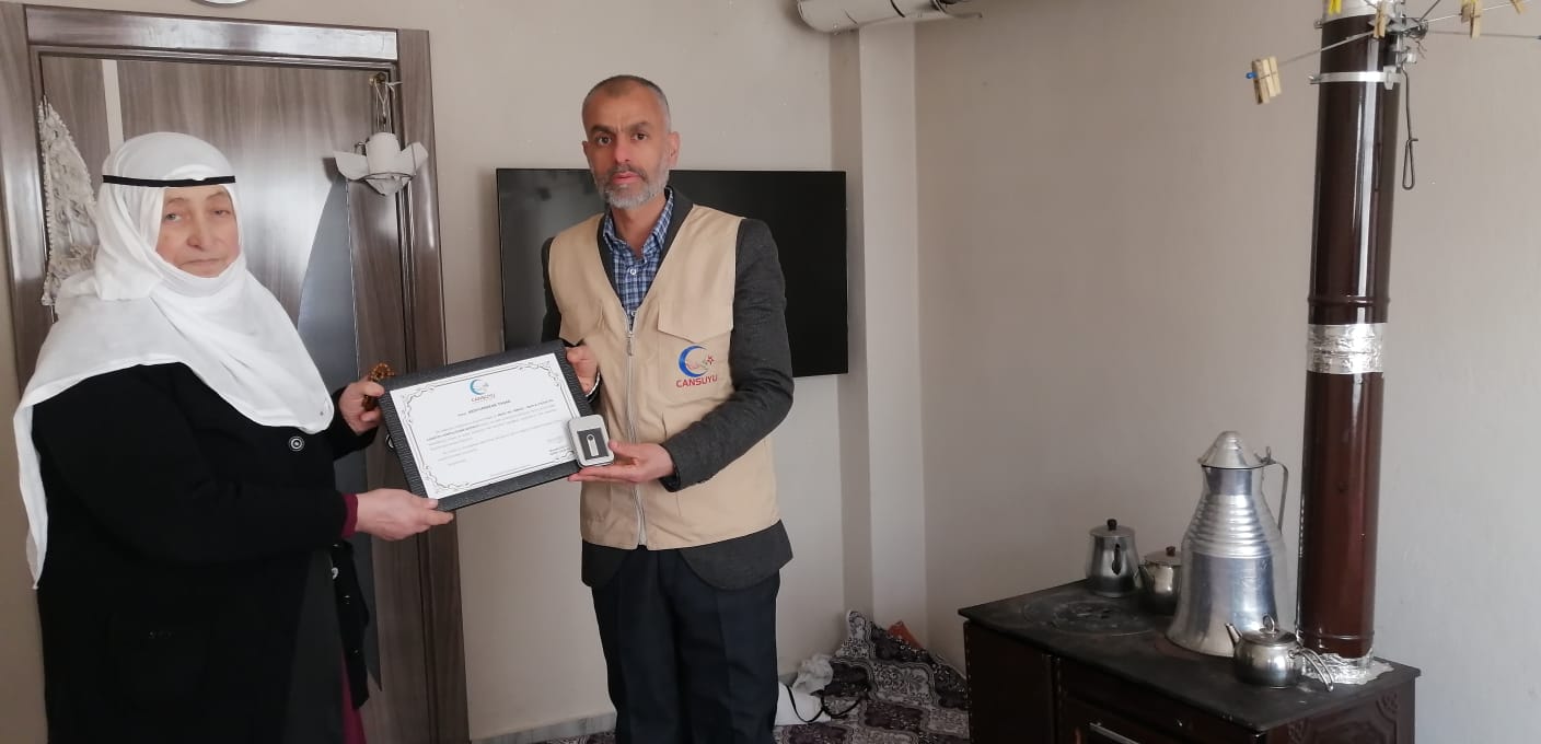 Cansuyu, Mali’de su kuyusu açtı