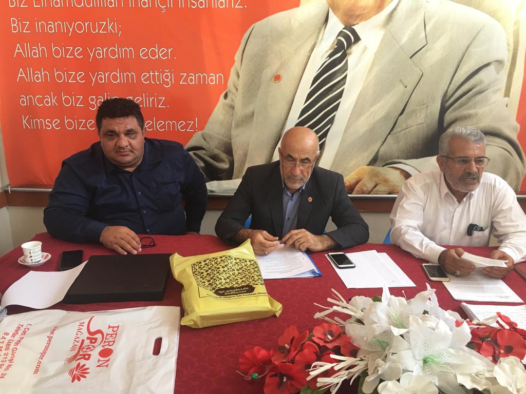 “Ekmen’in vefatı camiamızı derinden üzdü”