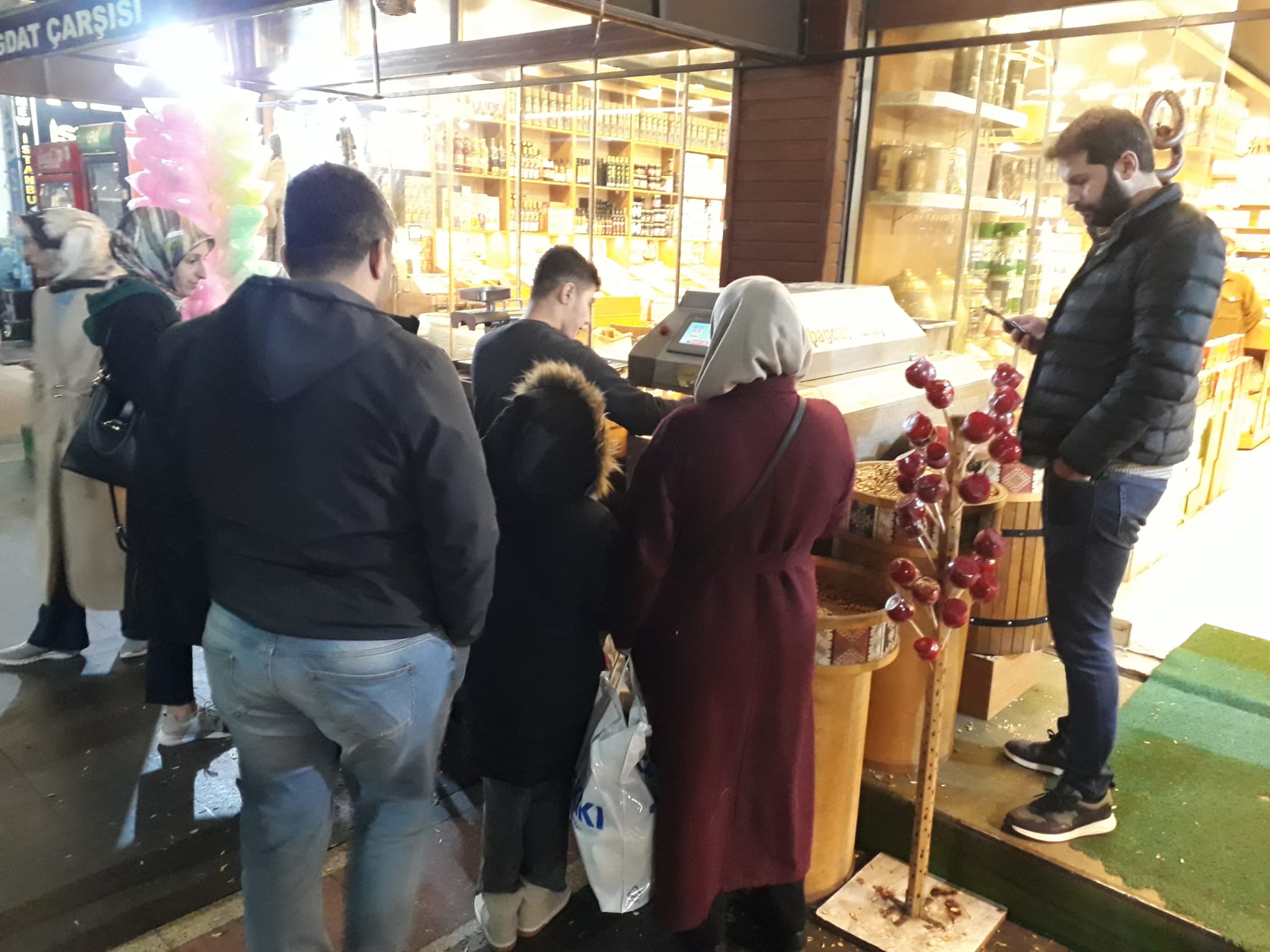 Vatandaşın çekirdek tutkusu