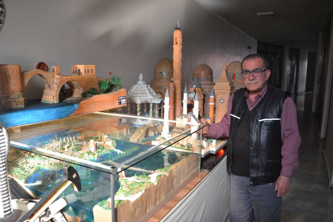 8 Yıllık emeğini bağışlıyor