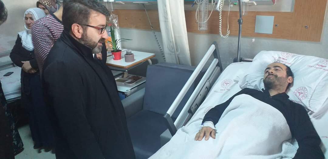 Başkan Gür’den depremzedelere ziyaret