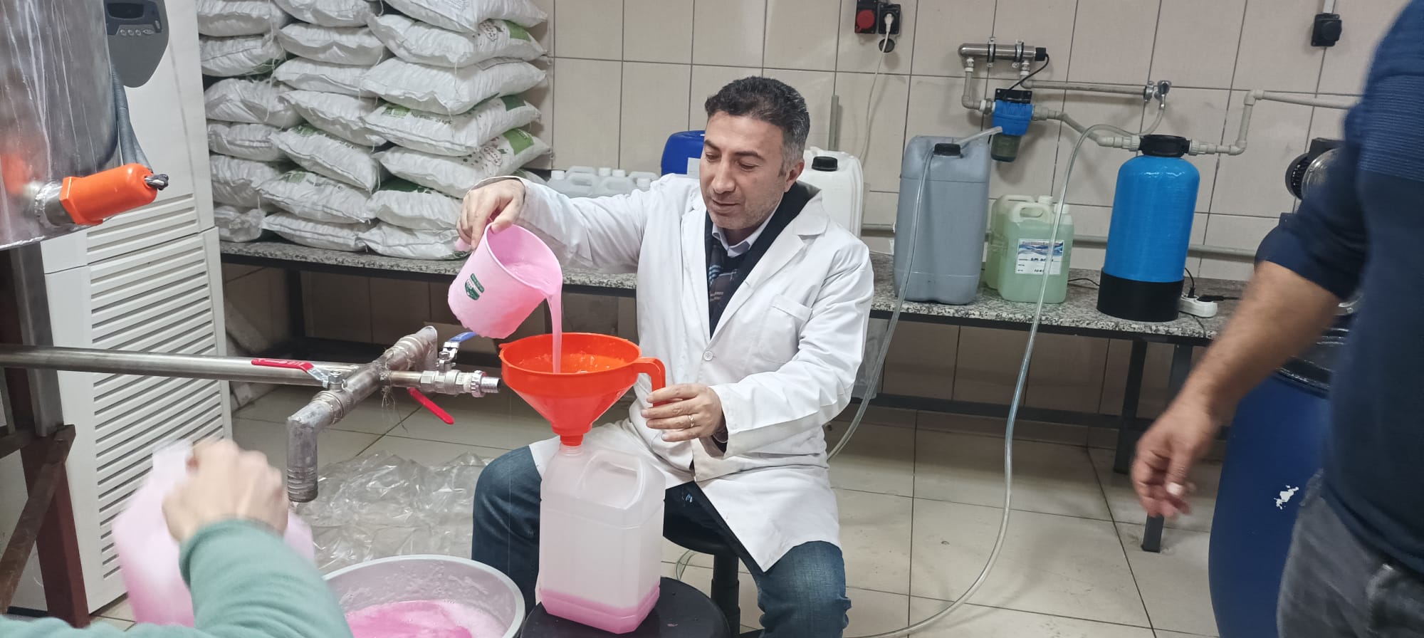 Deprem bölgesine sıvı sabun