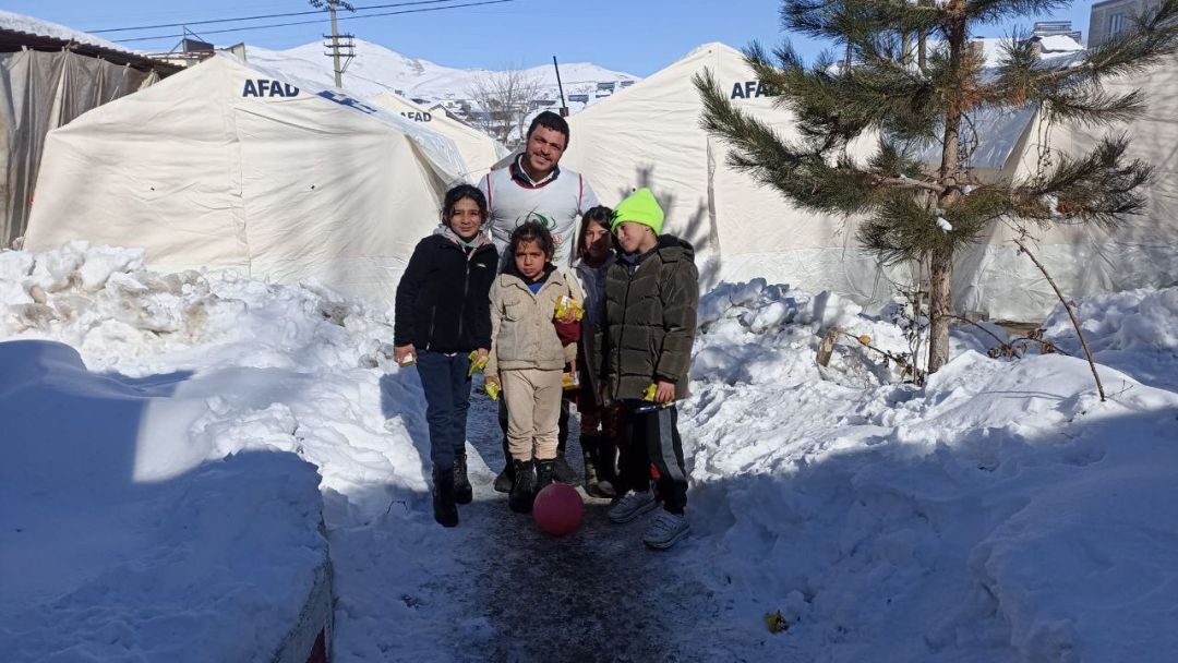 Donmaktan son anda kurtarıldılar