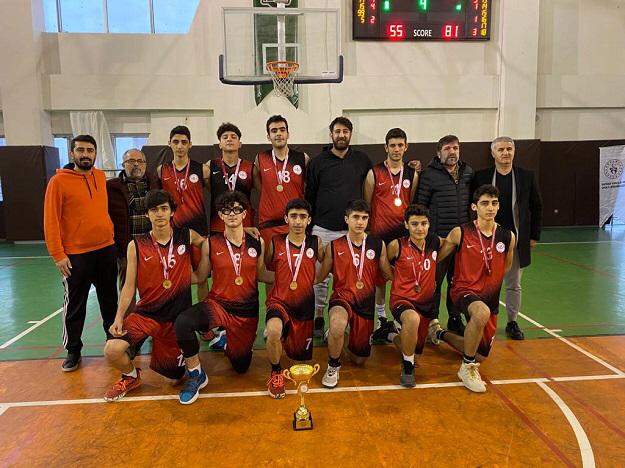 Eğitimspor başarıya doymuyor