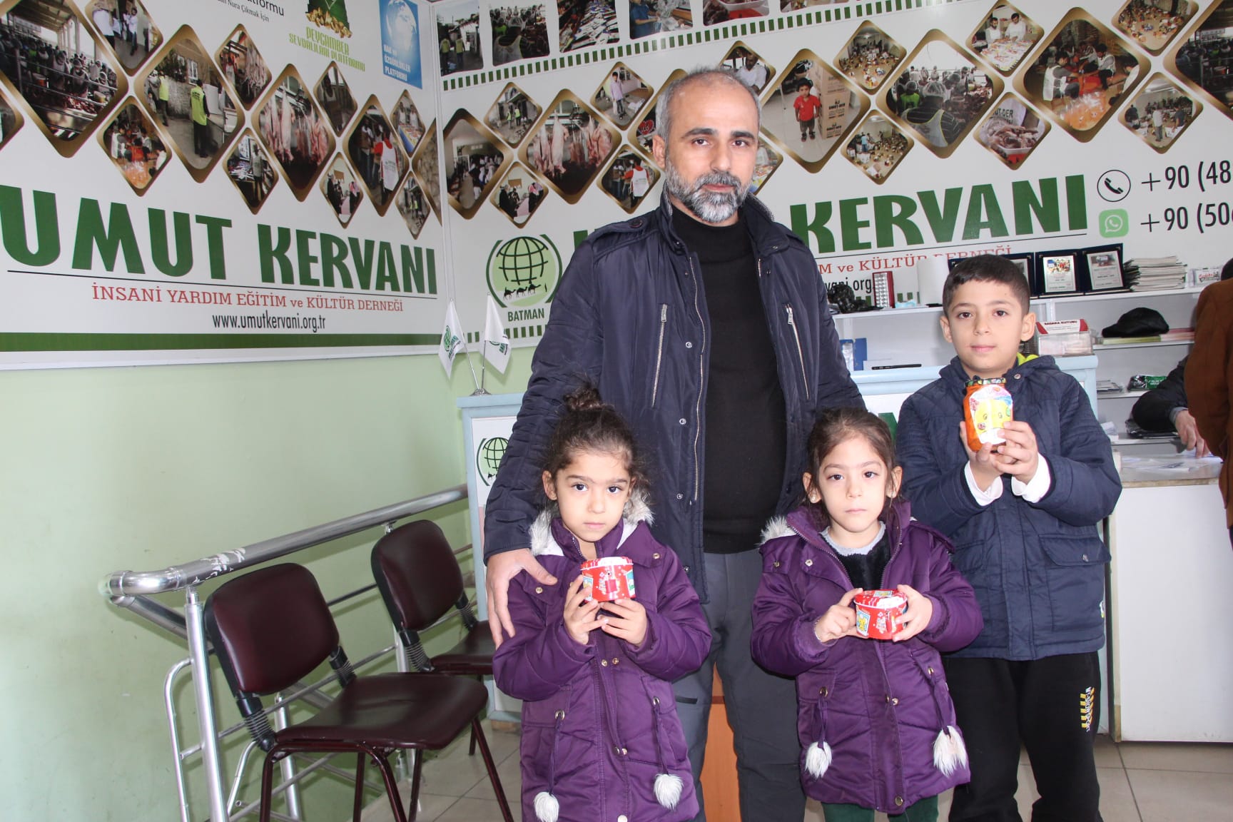 Küçük çocuklardan anlamlı bağış