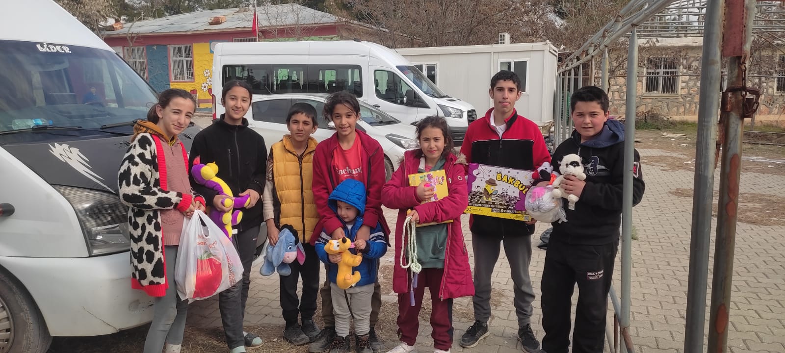 MHP’li gençler bölgesinde…