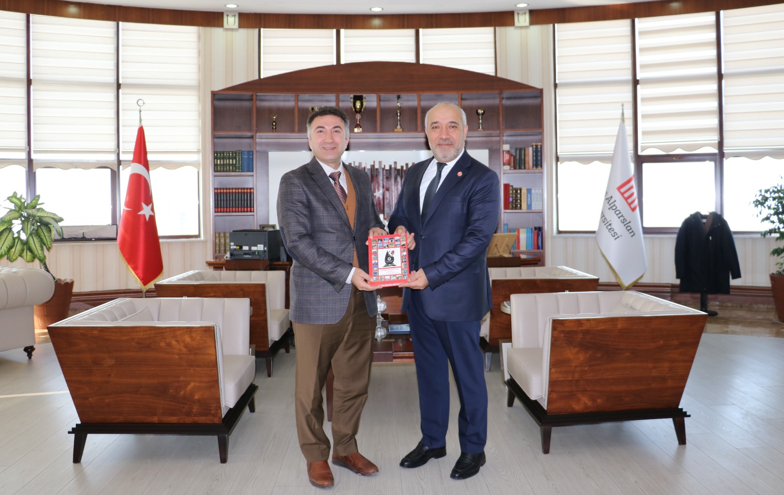 Rektör Demir, Muş Üniversitesi’ndeydi