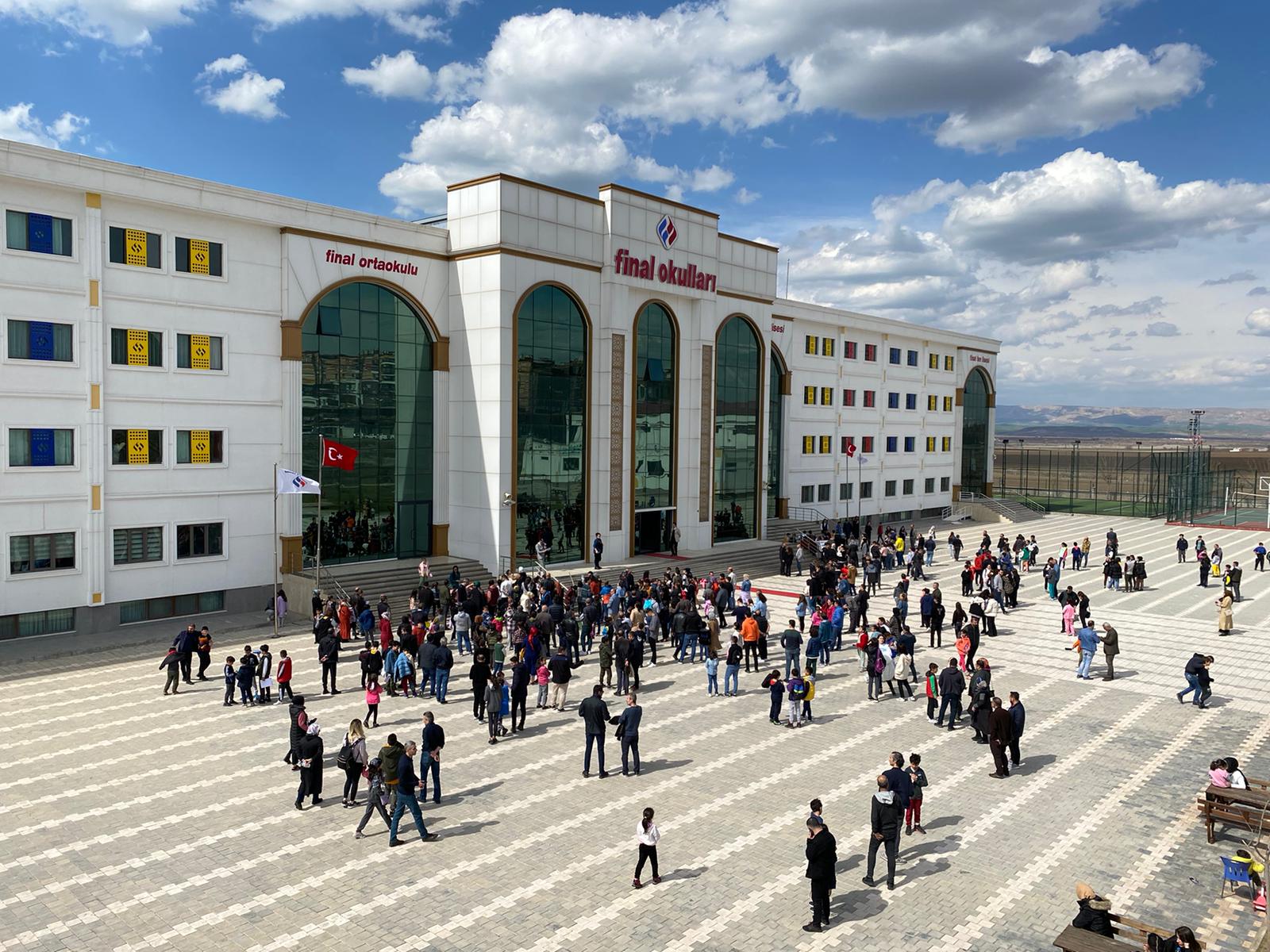 Final’de bursluluk sınavı