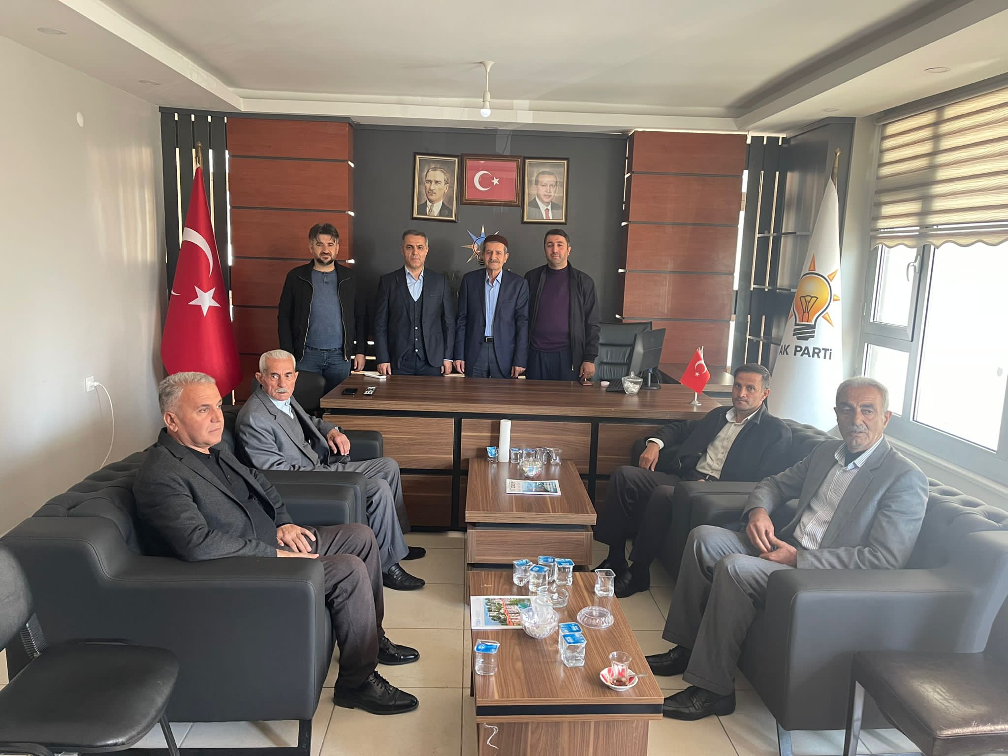 Şansi, ilçe ziyaretlerinde