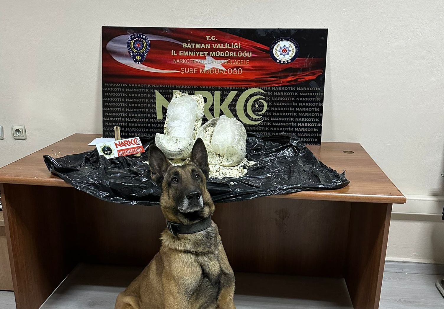 Otobüste uyuşturucu ele geçirildi