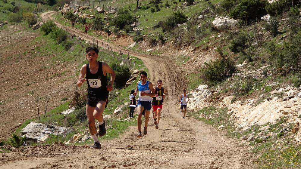 2 madalya, 3 kupa ile döndüler