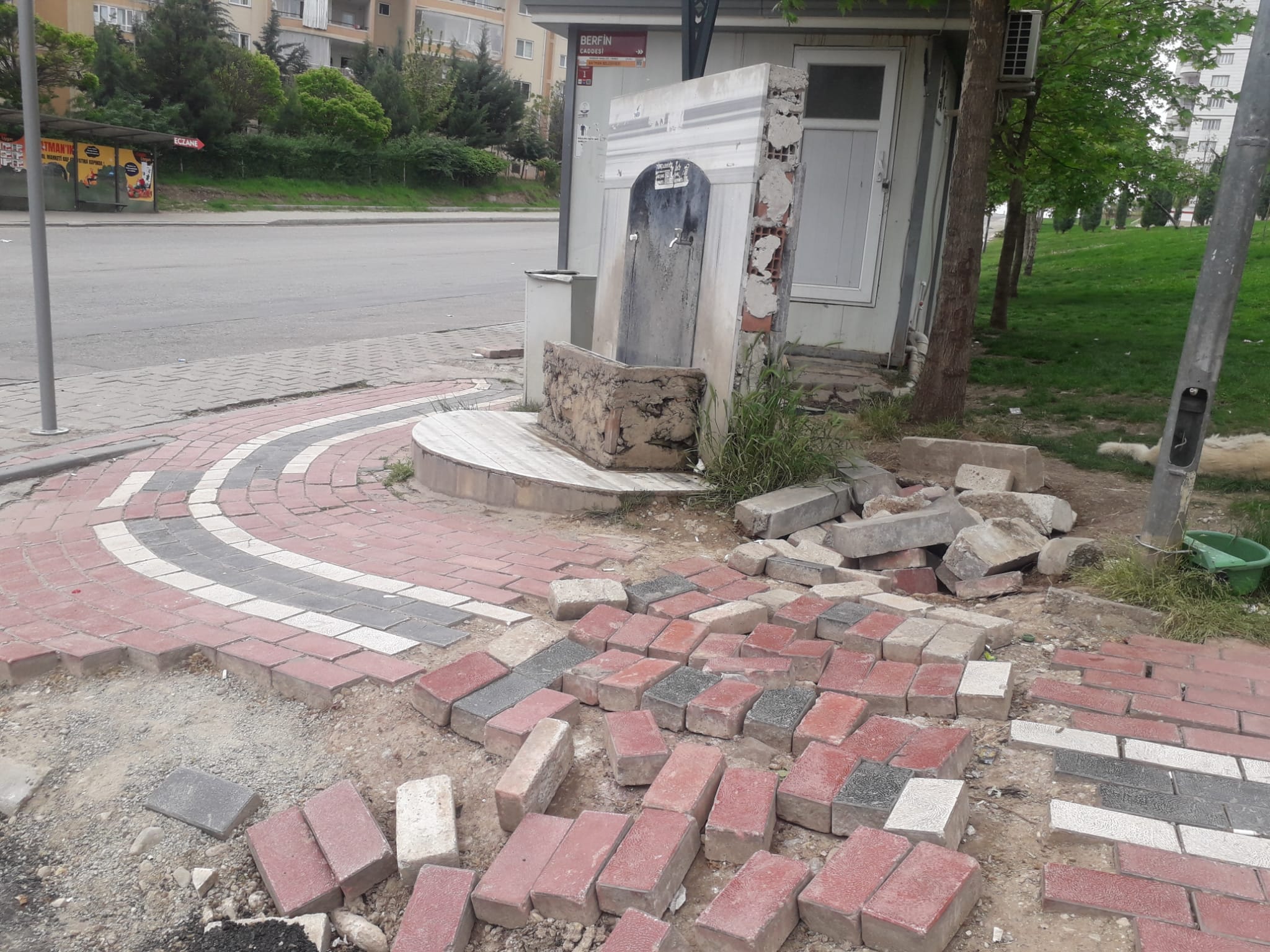 Aylardır tadilat bekliyor!