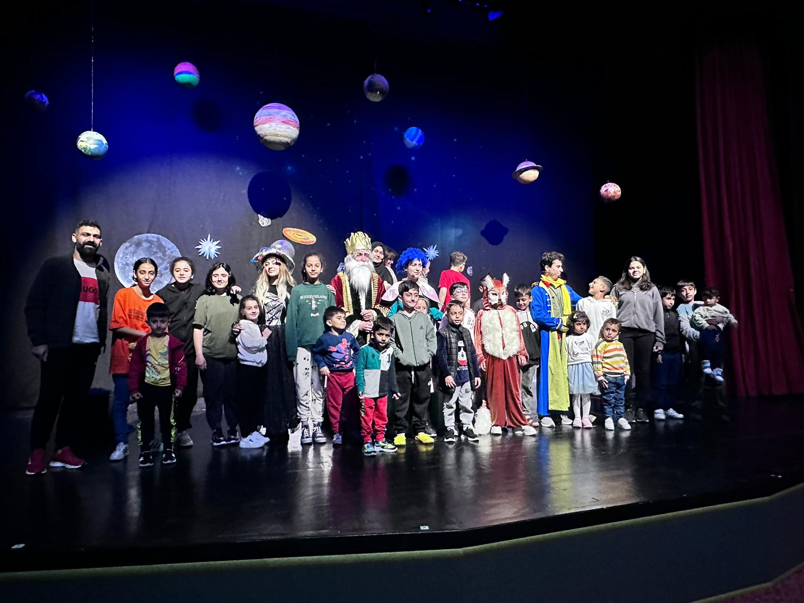 Bayramda çocuklar unutulmadı