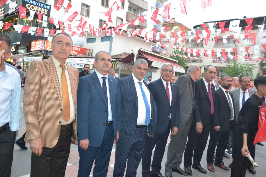 “İktidara çok tepki var”