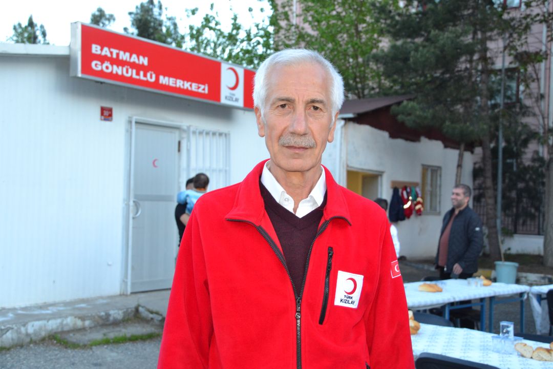 Kızılay gönüllüleri iftarda buluştu