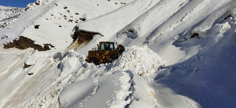 Köy ve mezra yolları ulaşıma kapandı