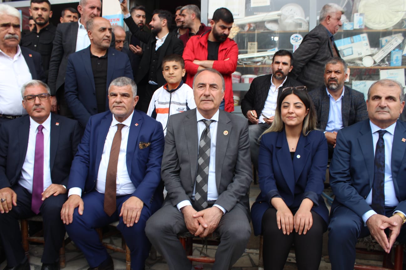 Miting gibi lokal açılışı