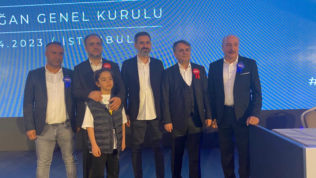 Özdemir, genel kurul toplantısına katıldı