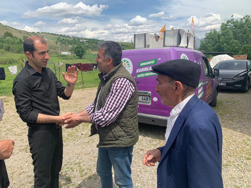 Yeşil Sol Partili adaylardan köylere çıkarma