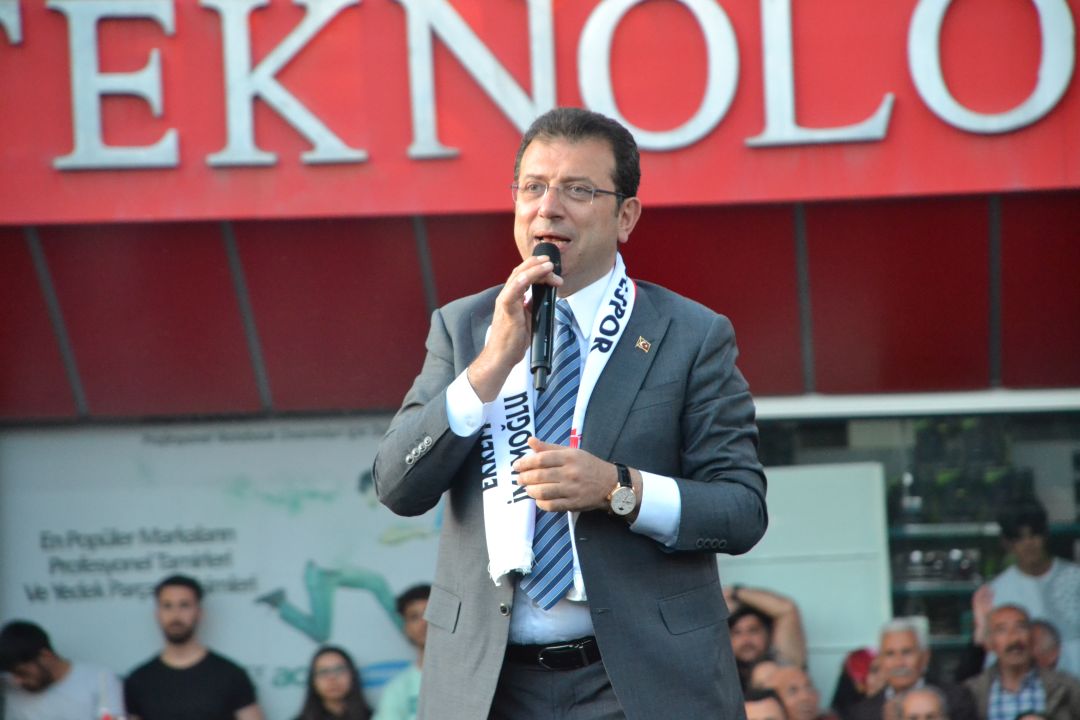 “Adaletin Ekrem’i de Selahattin’i de olmaz”