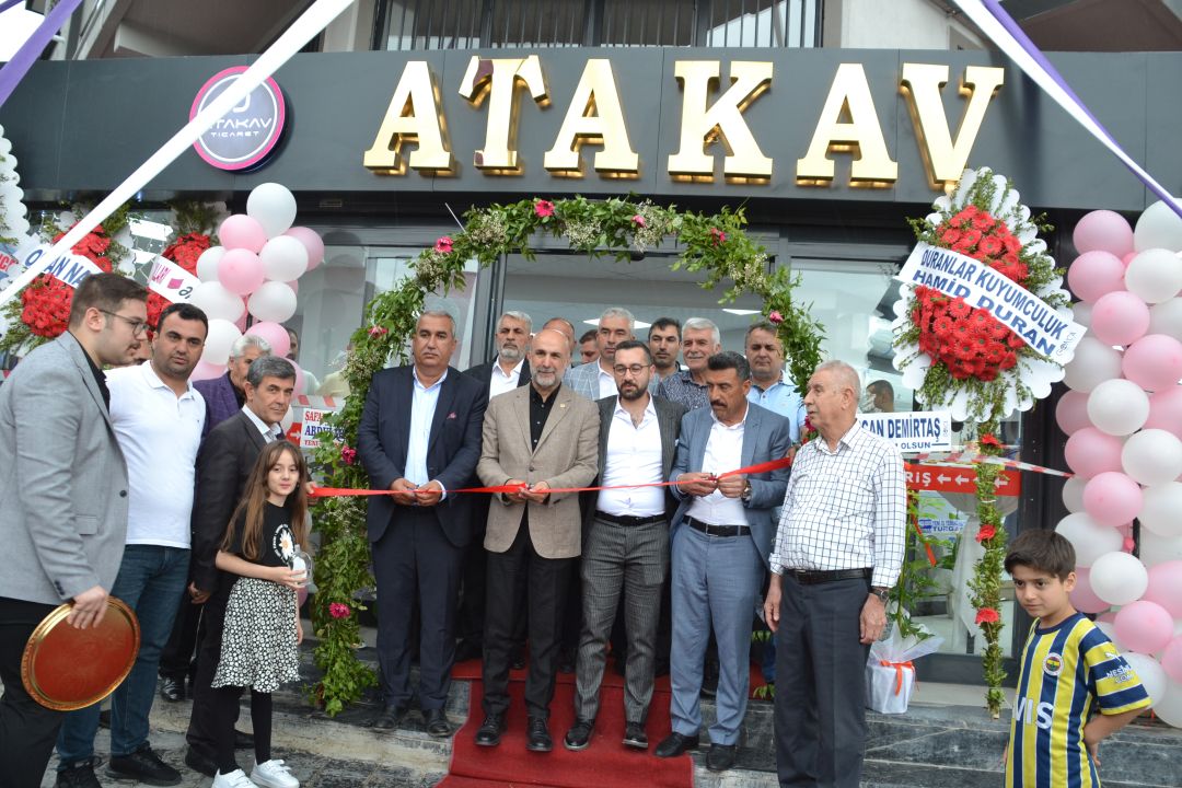 Atakav ikinci şubesini açtı