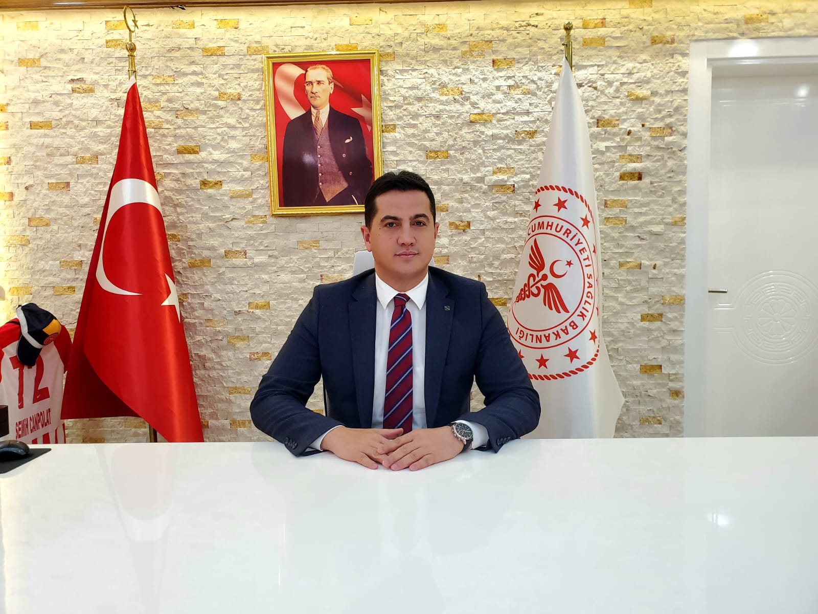 Canpolat, hemşireler gününü kutladı